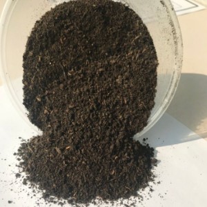 求购发酵鸡粪肥 干鸡粪块有机肥改良土壤蔬菜种植底肥